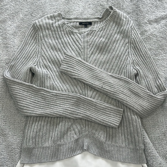 Women’s RW&co preloved cable sweater - Picture 2 of 7